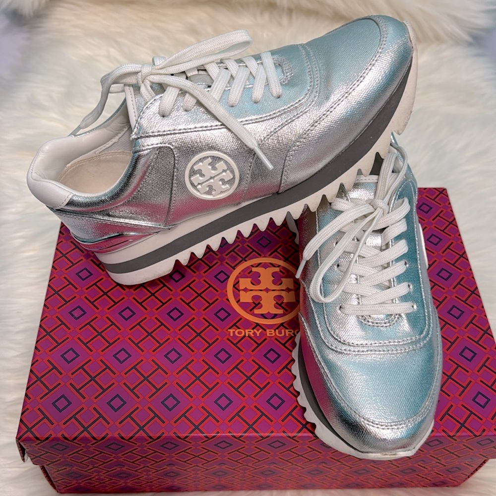 TORY BURCH SILVER METALLIC SNEAKERS